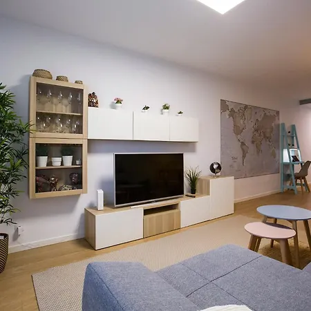 Telmo Nuevo & Parking En Bilbaozorroza Daire *