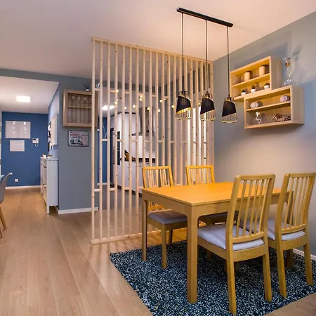 Telmo Nuevo & Parking En Bilbaozorroza * בילבאו